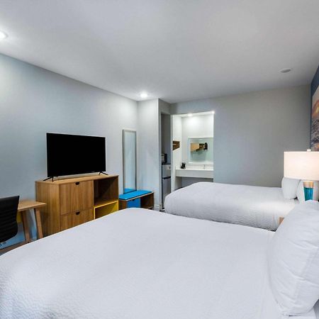 Days Inn By Wyndham Minot Luaran gambar