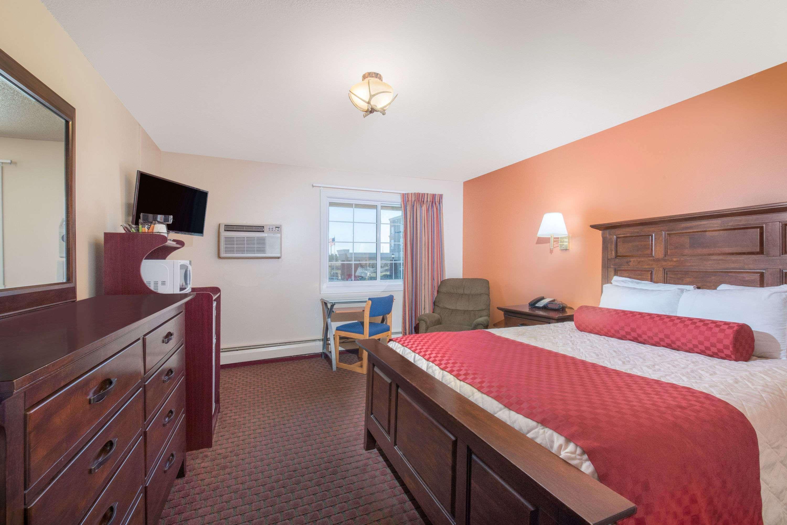 Days Inn By Wyndham Minot Luaran gambar