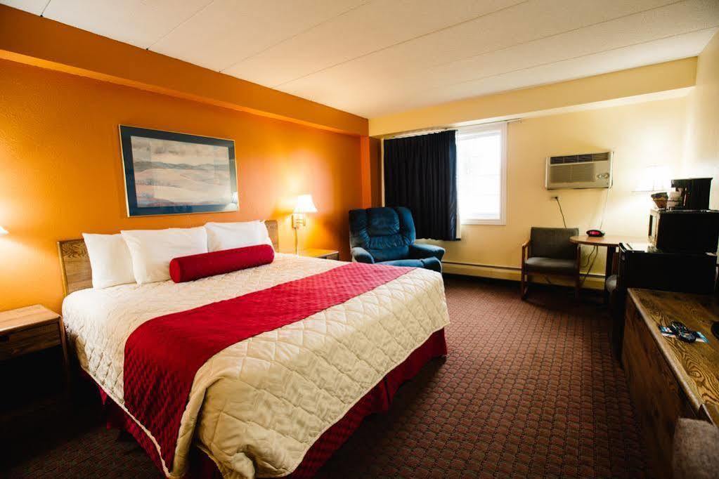 Days Inn By Wyndham Minot Luaran gambar